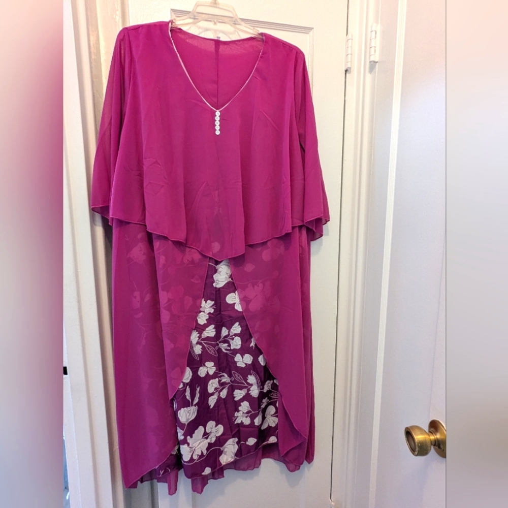 Woman's Dress 👗 (Price Reduced!)